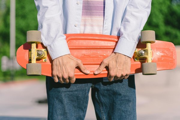 Astuces Créatives pour Sublimer Votre Style Automnal avec des Accessoires en Bois